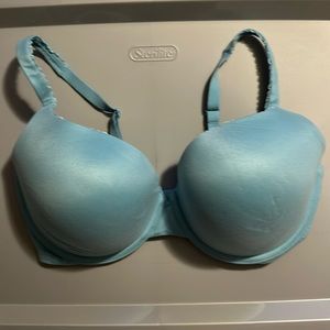 Victoria secret body by Victoria lined perfect shape size 36DD.